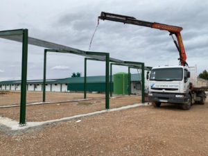 Ampliación pasillo construcción nave avícola en Tolvasa (Casas Ibáñez)